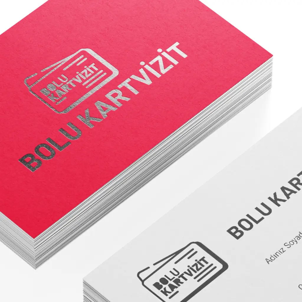 Çift Taraflı Gumus Yaldızlı Kartvizit-3.webp